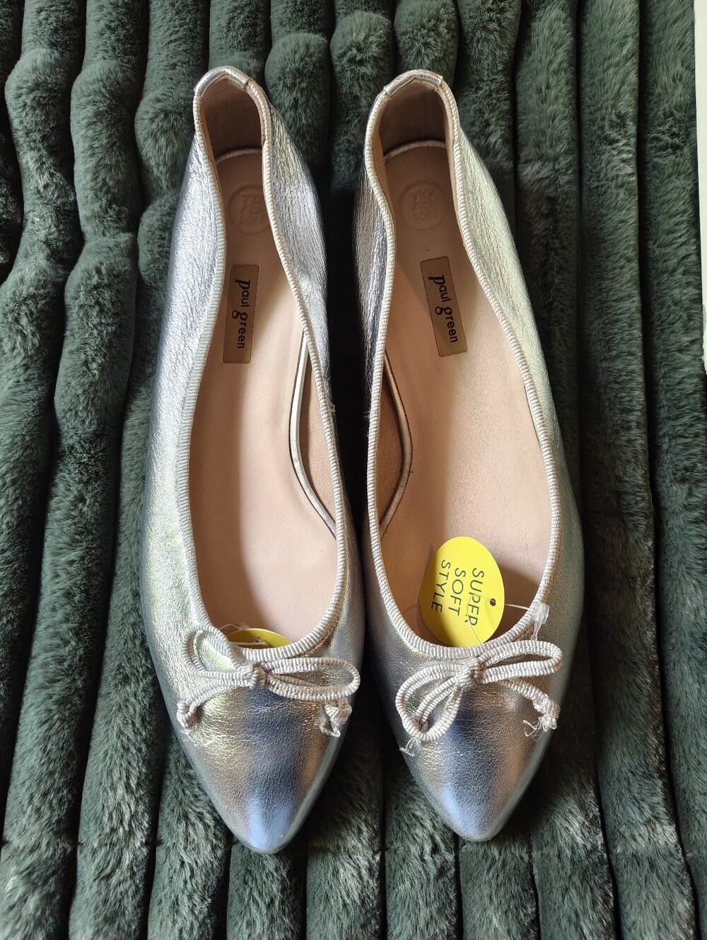 Paul Green Silver Flats Size 10 NWT